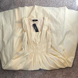 Lulus yellow sundress size XS NEVERWORN